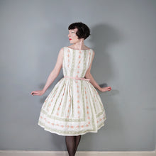 Load image into Gallery viewer, 60s KITTY COPELAND SMALL FLOWER BOUQUET PRINT COTTON DAY DRESS - S-M (petite fit)