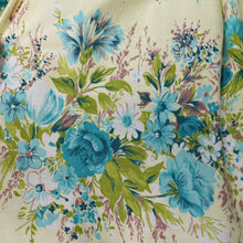 Load image into Gallery viewer, 50s PALE YELLOW AND GREEN FLORAL PRINT FULL SKIRTED COTTON DRESS WITH BELT - S