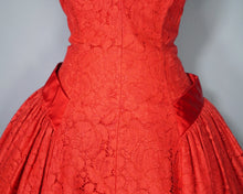 Load image into Gallery viewer, 50s ELEGANT STRAPPY FULL SKIRTED RED LACE AND SATIN PARTY / EVENING DRESS - S-M