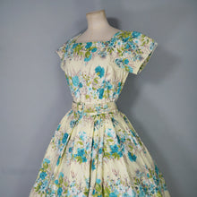 Load image into Gallery viewer, 50s PALE YELLOW AND GREEN FLORAL PRINT FULL SKIRTED COTTON DRESS WITH BELT - S