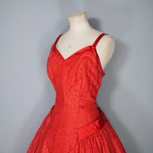 Load image into Gallery viewer, 50s ELEGANT STRAPPY FULL SKIRTED RED LACE AND SATIN PARTY / EVENING DRESS - S-M