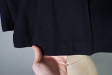 Load image into Gallery viewer, 40s PLEATED SPORTY MIDNIGHT BLUE/BLACK CULOTTE SHORTS - 27.5-28"