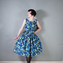 Load image into Gallery viewer, 50s DARK BLUE PAINTERLY FLORAL ROSE PRINT COTTON DAY DRESS - S