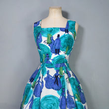 Load image into Gallery viewer, 60s BLUE PAINTERLY VICTORIAN LADY NOVELTY PRINT DAY DRESS - S