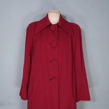 Load image into Gallery viewer, 40s CHERRY RED SWING OVER COAT WITH HUGE COLLAR AND REMOVABLE &quot;MAGIC LINING&quot; -M-L