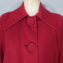 Load image into Gallery viewer, 40s CHERRY RED SWING OVER COAT WITH HUGE COLLAR AND REMOVABLE &quot;MAGIC LINING&quot; -M-L