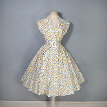 Load image into Gallery viewer, 50s "ARNISONS" YELLOW SMALL STEMMED ROSE PRINT WRAP DRESS WITH SASH BELT - S