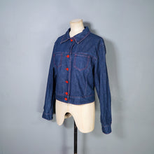 Load image into Gallery viewer, VINTAGE REVERSIBLE DENIM AND RED PLAID CROPPED LIGHTWEIGHT JACKET - M