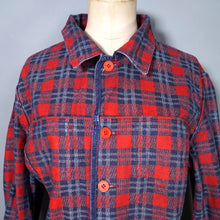 Load image into Gallery viewer, VINTAGE REVERSIBLE DENIM AND RED PLAID CROPPED LIGHTWEIGHT JACKET - M