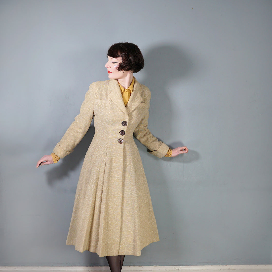 40s 50s PALE CREAM YELLOW STRIPE FIT AND FLARE PRINCESS AUTUMN COAT - XS-S