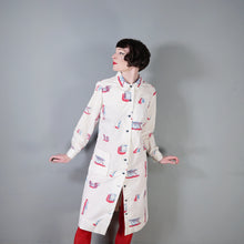 Load image into Gallery viewer, 70s VESTED GENTRESS NOVELTY PRINT LIGHT DUSTER COAT / DRESS - M-L