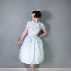 50s 60s PASTEL BLUE BRODERIE ANGLAISE COTTON DAY DRESS - S-M