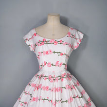 Load image into Gallery viewer, 50s VICTOR JOSSELYN BRIGHT PINK ROSE PRINT FULL SKIRTED COTTON DRESS - XS-S