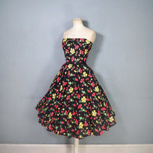 Load image into Gallery viewer, 50s UNLABELED HORROCKSES STRAPLESS FULL SKIRT DRESS WITH COLOURFUL FLORAL PRINT - XS