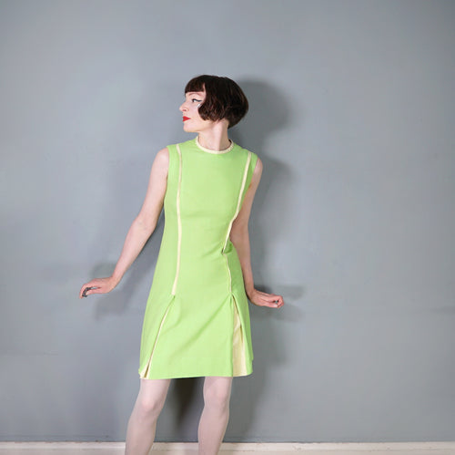 60s VIBRANT LIME COLOURED MOD SHIFT DRESS WITH KICK PLEATS - XS