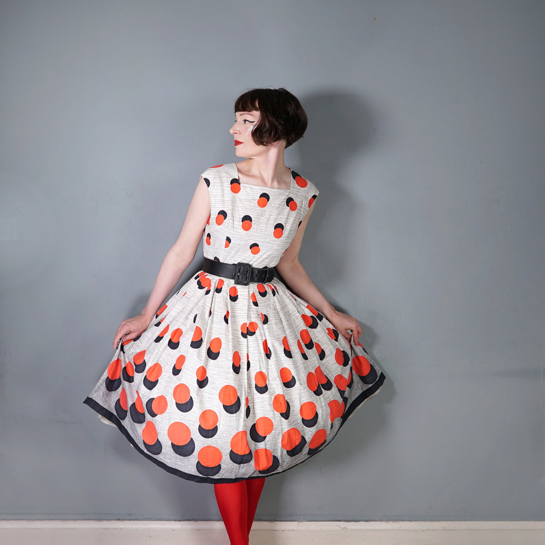 50s HANDMADE BOLD BLACK AND RED DOT BORDER PRINT DAY DRESS - M