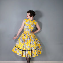 Load image into Gallery viewer, 50s BOLD YELLOW NOVELTY VENICE SCENES TWO PIECE SKIRT AND BLOUSE SET - S
