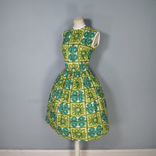 Load image into Gallery viewer, 60s BRIGHT GREEN PAINTERLY FLORAL COTTON DAY DRESS - S