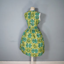 Load image into Gallery viewer, 60s BRIGHT GREEN PAINTERLY FLORAL COTTON DAY DRESS - S