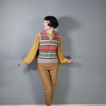 Load image into Gallery viewer, 60s HANDKNIT FAIRISLE WOOL TANK TOP / JUMPER - M