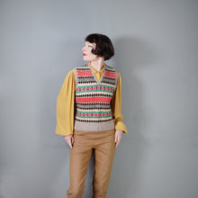 Load image into Gallery viewer, 60s HANDKNIT FAIRISLE WOOL TANK TOP / JUMPER - M