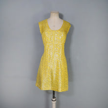 Load image into Gallery viewer, 60s SHIMMERY METALLIC SILVER AND YELLOW EMPIRE BUST DRESS - S-M