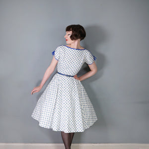 60s BLUE WHITE ROSEBUD FLORAL AND POLKA DOT PRINT COTTON DAY DRESS - XS / petite fit