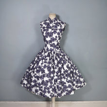 Load image into Gallery viewer, 50s CALIFORNIA COTTONS GREY AND WHITE IVY LEAF PRINT BOW NECK DRESS - S
