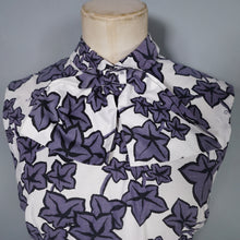 Load image into Gallery viewer, 50s CALIFORNIA COTTONS GREY AND WHITE IVY LEAF PRINT BOW NECK DRESS - S