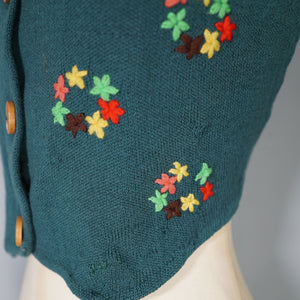 40s PURE WOOL FINE KNIT SLEEVELESS CARDIGAN / WAISTCOAT TANK WITH FLORAL EMBROIDERY - S-M