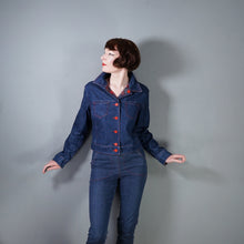 Load image into Gallery viewer, VINTAGE REVERSIBLE DENIM AND RED PLAID CROPPED LIGHTWEIGHT JACKET - M