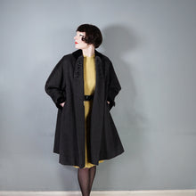 Load image into Gallery viewer, 50s FREISS ORIGINAL DARK GREY MOHAIR WOOL AND VELVET  SWING  COAT