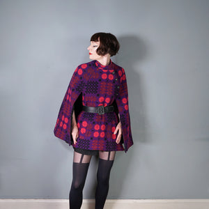 70s BOLD PURPLE COLOUR WELSH WOOLLENS TAPESTRY CAPE - S-M