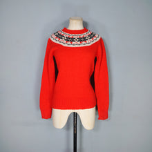Load image into Gallery viewer, 70s PURE SHETLAND WOOL RED FAIRISLE CHRISTMAS JUMPER - S