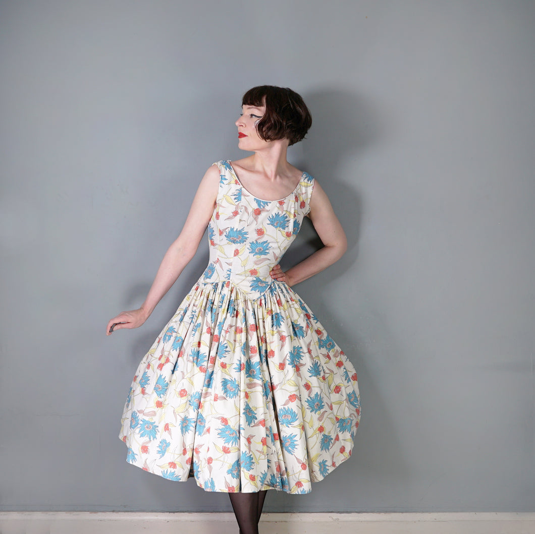 50s JENNIFER LEE MID CENTURY FLORAL DROP WAISTED FULL SKIRT DRESS - S