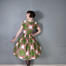 Load image into Gallery viewer, 50s GREEN AND PINK ROSE PRINT FULL SKIRTED COTTON DAY DRESS - M