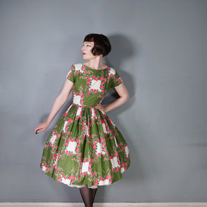 50s GREEN AND PINK ROSE PRINT FULL SKIRTED COTTON DAY DRESS - M