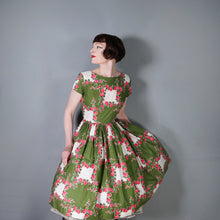 Load image into Gallery viewer, 50s GREEN AND PINK ROSE PRINT FULL SKIRTED COTTON DAY DRESS - M