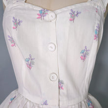 Load image into Gallery viewer, 70s WHITE AND PASTEL PINK MUSHROOM BORDER PRINT STRAPPY DAY DRESS - S