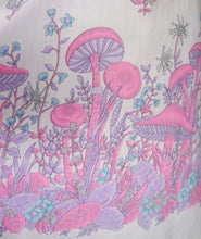 Load image into Gallery viewer, 70s WHITE AND PASTEL PINK MUSHROOM BORDER PRINT STRAPPY DAY DRESS - S