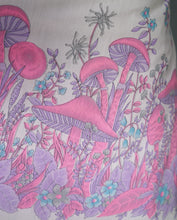 Load image into Gallery viewer, 70s WHITE AND PASTEL PINK MUSHROOM BORDER PRINT STRAPPY DAY DRESS - S