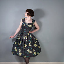 Load image into Gallery viewer, 50s "FEMINELLA" BLACK YELLOW FLORAL EASTER LILY PRINT FULL SKIRTED DRESS - S