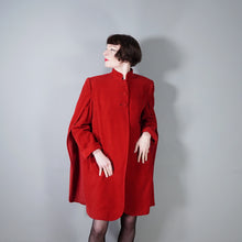 Load image into Gallery viewer, 40s QUINN MAAHS SOFT RED VELVETY STRONG SHOULDERED CAPED SWING COAT - L