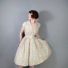 Load image into Gallery viewer, 50s "ARNISONS" YELLOW SMALL STEMMED ROSE PRINT WRAP DRESS WITH SASH BELT - S