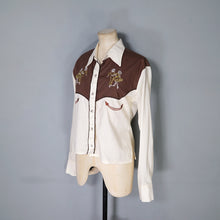 Load image into Gallery viewer, 80s WESTERN SHIRT WITH GOLD DANCING COUPLE EMBROIDERY - M