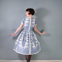 Load image into Gallery viewer, 50s 60s BLUE AND WHITE PAISLEY PRINT FULL SKIRTED COTTON DAY DRESS - XS