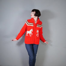 Load image into Gallery viewer, BRIGHT RED EQUESTRIAN HORSE INTARSIA CHUNKY WOOL KNIT COWICHAN CARDIGAN - M-L
