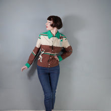 Load image into Gallery viewer, 60s 70s NOVELTY PRINT BROWN, BEIGE AND GREEN CRICKET SPORTS JACKET - M