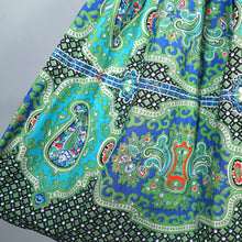 Load image into Gallery viewer, 50s VICTOR JOSSELYN BOLD GREEN PAISLEY PRINT FULL SKIRTED DRESS - S