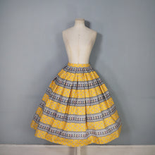 Load image into Gallery viewer, 50s "FASHION SPORT" LIGHT ORANGE PRINTED FULL COTTON SKIRT - 25"